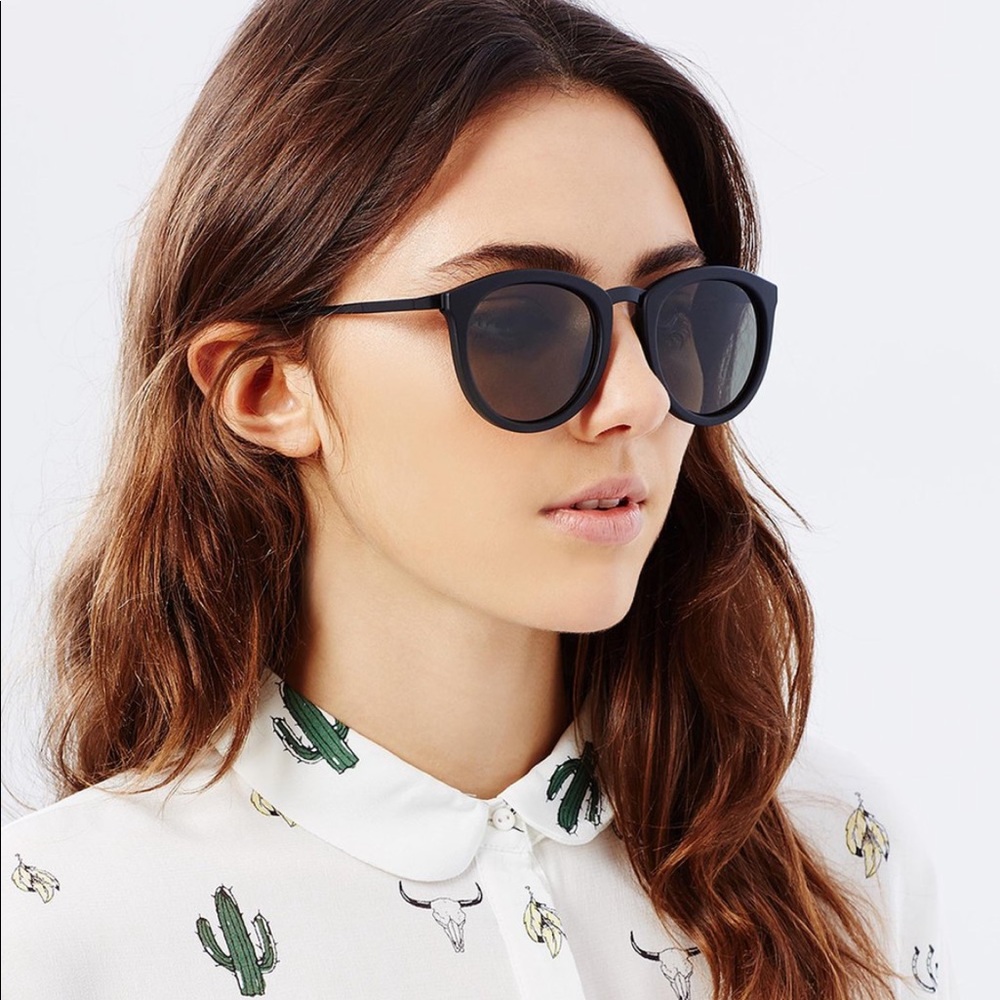 Le Specs No Smirking Sunglasses